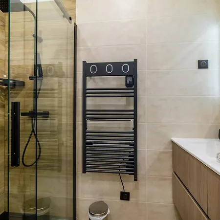 Vivez ! Logez A 6 Au Centre-ville Apartamento Antibes